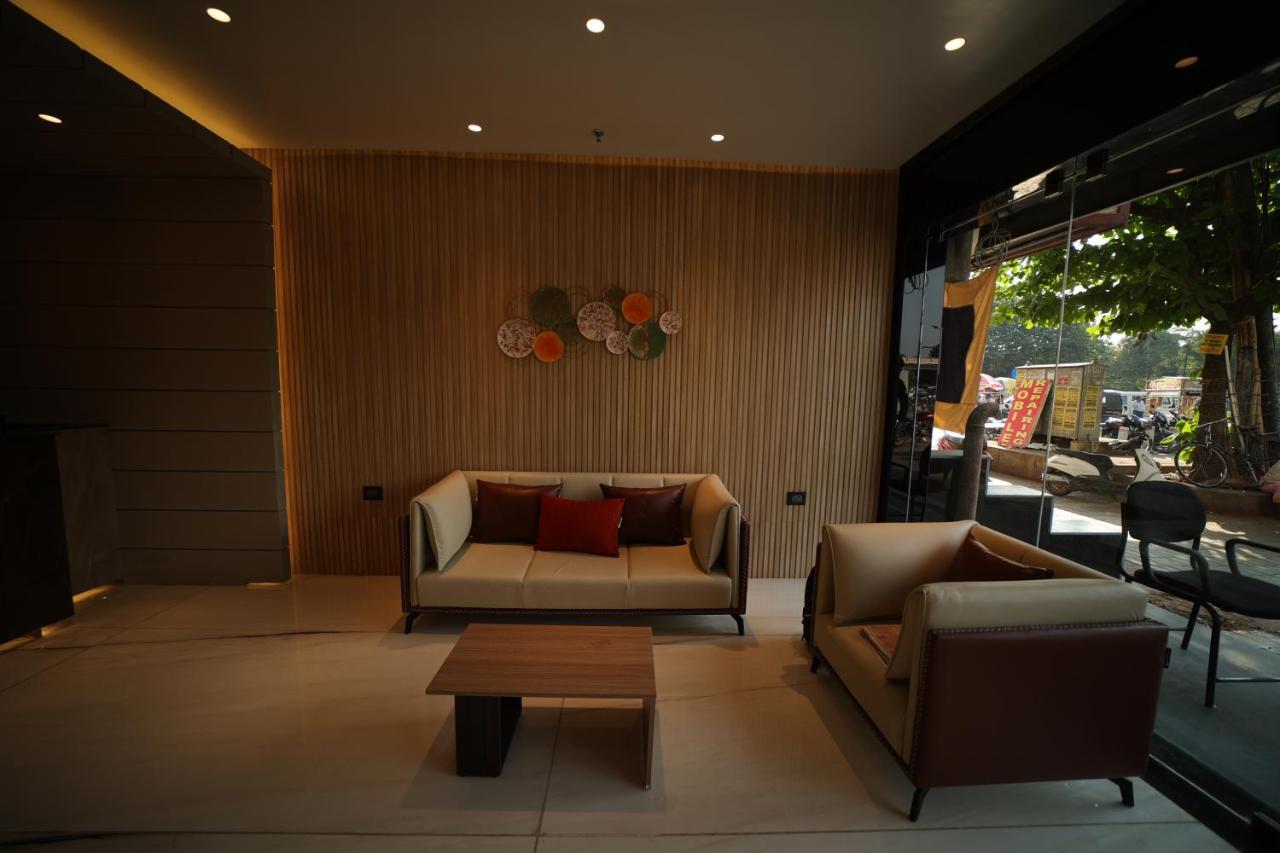 Hotel Marigold Bhubaneswar Exterior photo